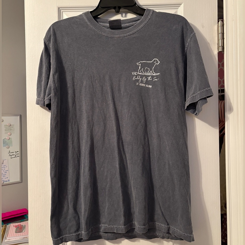 Buddy By the Sea Graphic T-Shirt